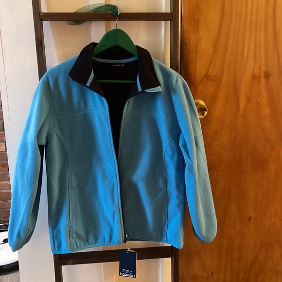 NWT Land’s End Fleece - Picture 4 of 5